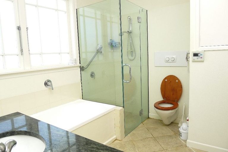 Photo of property in 14 Nathan Avenue, Paraparaumu Beach, Paraparaumu, 5032