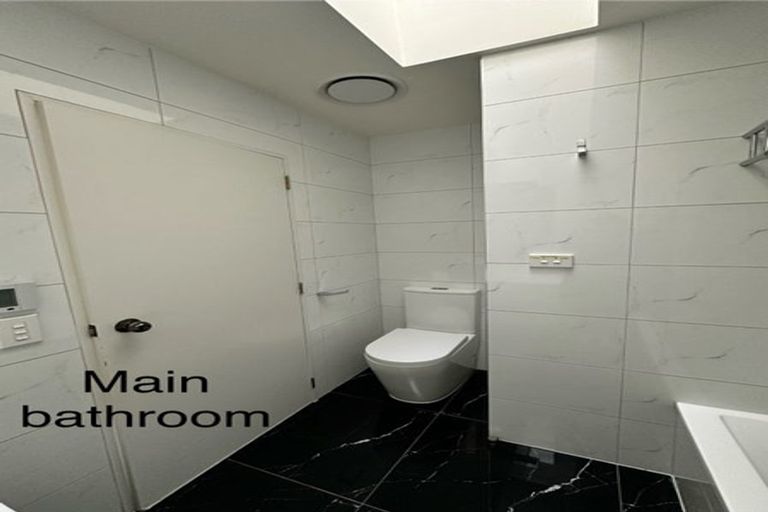 Photo of property in 32 Ring Lane, Paparangi, Wellington, 6037