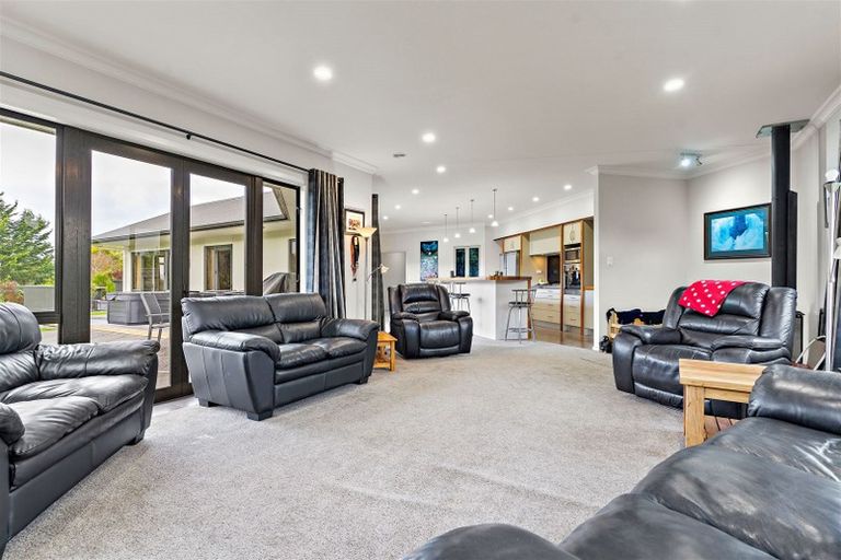 Photo of property in 18 William Donald Drive, Solway, Masterton, 5810