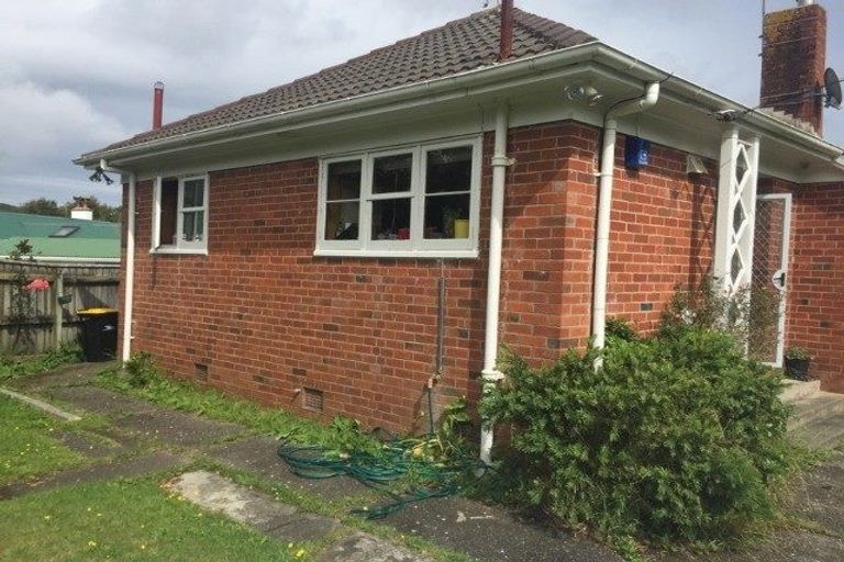 Photo of property in 1 Sunshine Avenue, Karori, Wellington, 6012