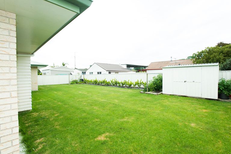Photo of property in 26 Pohutukawa Grove, Lytton West, Gisborne, 4010