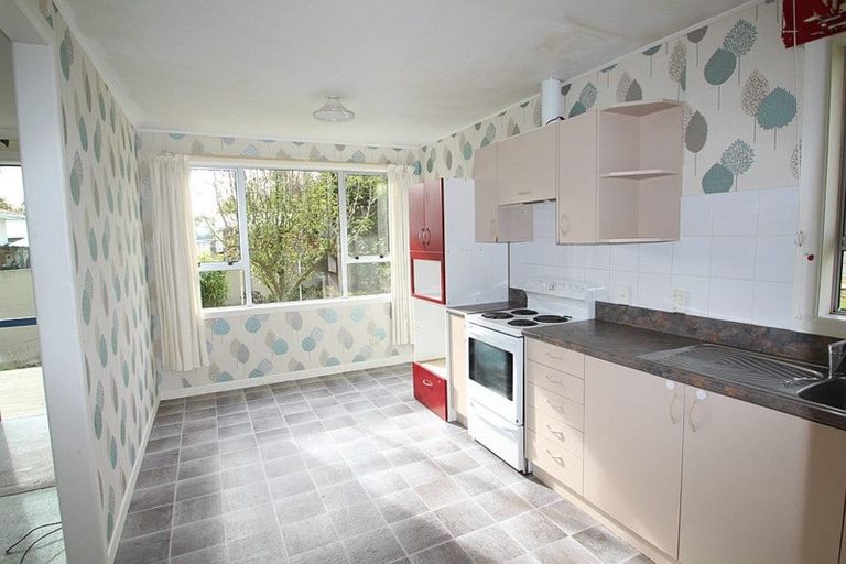 Photo of property in 20 Waverley Street, East Gore, Gore, 9710