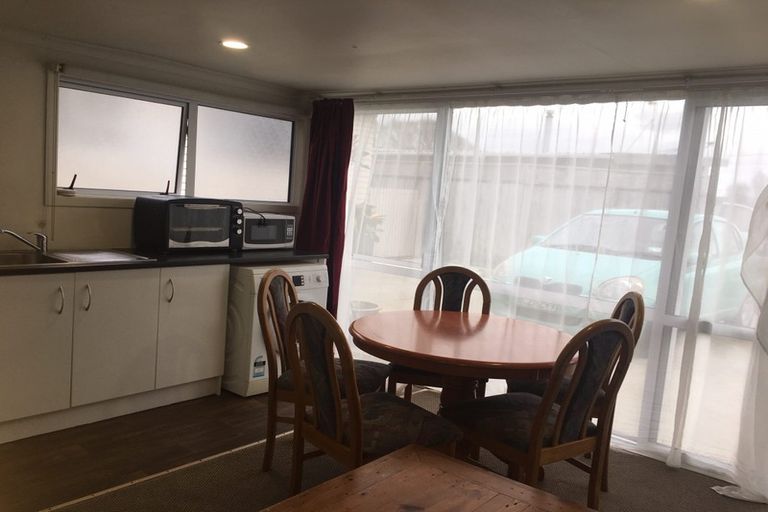 Photo of property in 22a Heath Street, St Andrews, Hamilton, 3200