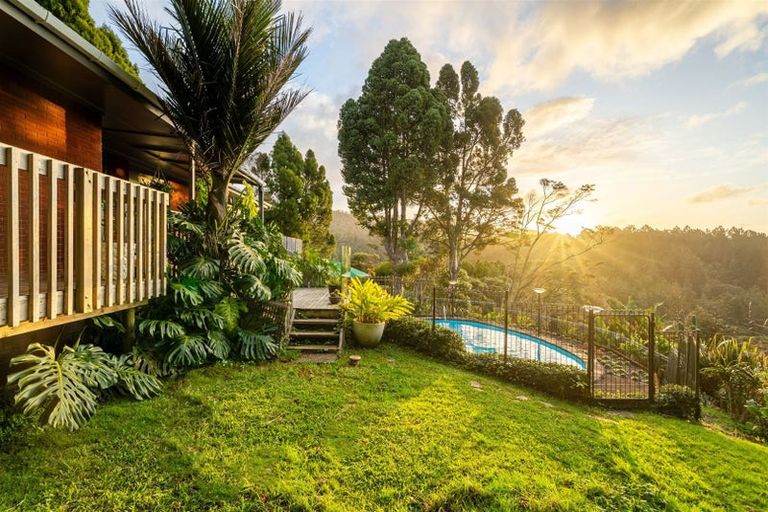 Photo of property in 93 Christian Road, Swanson, Auckland, 0614