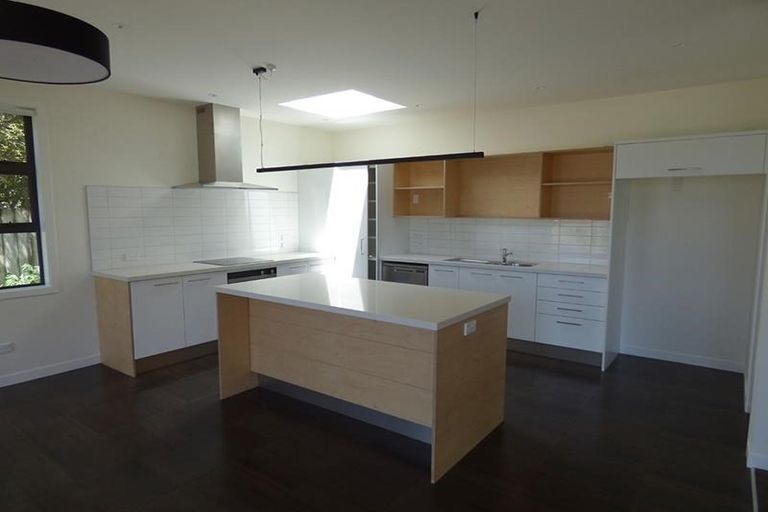 Photo of property in 22 Pohutukawa Road, Whenuapai, Auckland, 0618