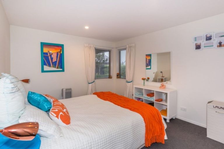 Photo of property in 32 Date Crescent, Aidanfield, Christchurch, 8025