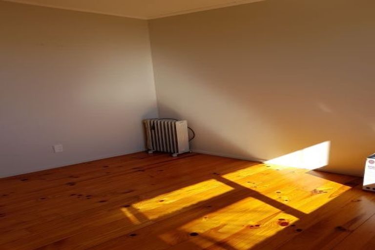 Photo of property in 114 Archers Road, Glenfield, Auckland, 0629