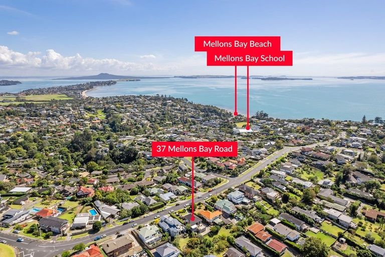 Photo of property in 37 Mellons Bay Road, Mellons Bay, Auckland, 2014