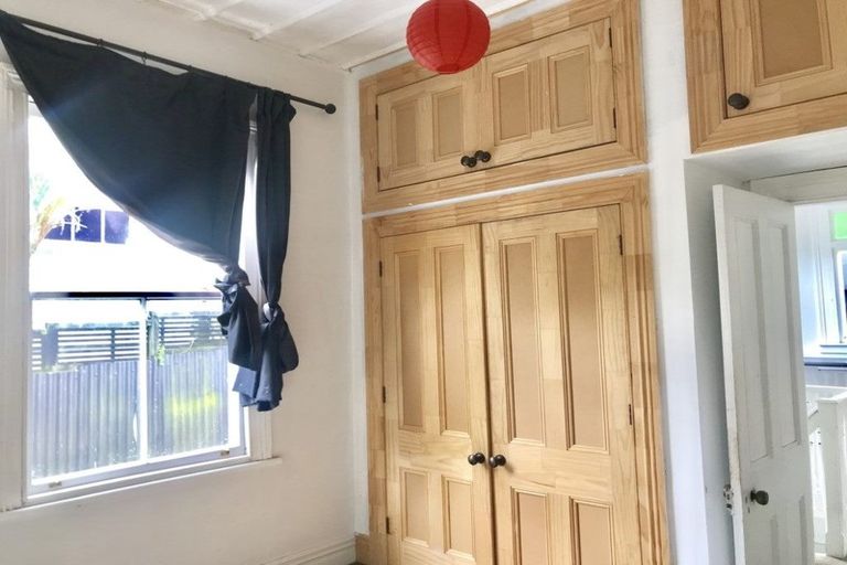 Photo of property in 10 Niger Street, Grey Lynn, Auckland, 1021