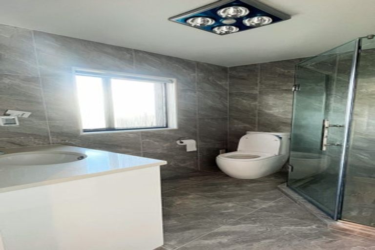 Photo of property in 138 Greenhithe Road, Greenhithe, Auckland, 0632