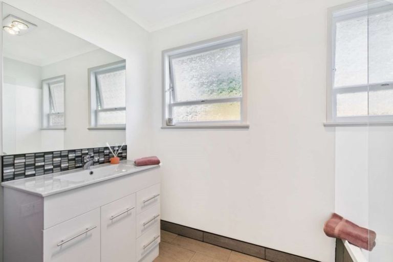 Photo of property in 5a Ririnui Place, Maungatapu, Tauranga, 3112