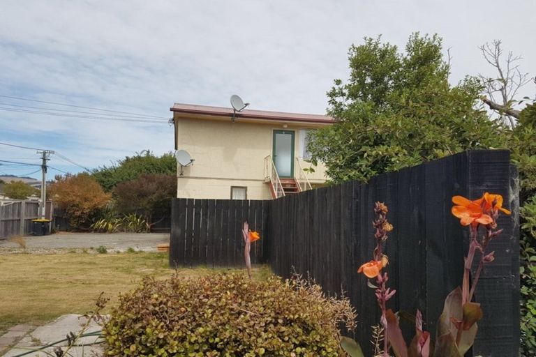 Photo of property in 55 Olliviers Road, Phillipstown, Christchurch, 8011