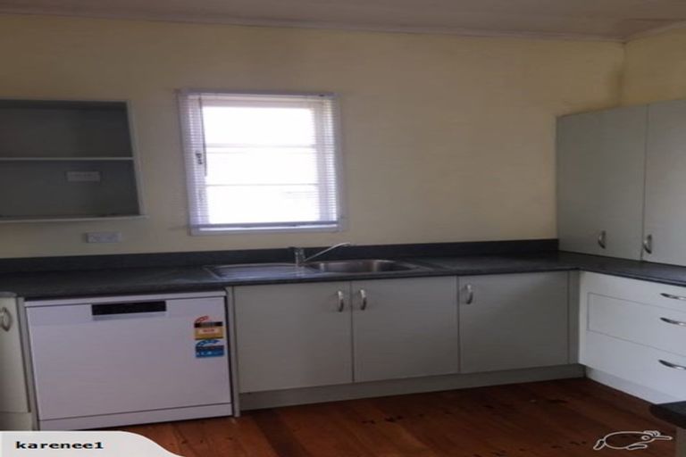 Photo of property in 26 Bains Avenue, Hamilton East, Hamilton, 3216