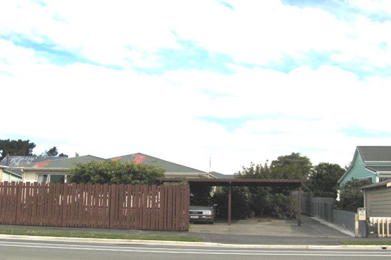 Photo of property in 1-2/20 Otipua Road, Kensington, Timaru, 7910