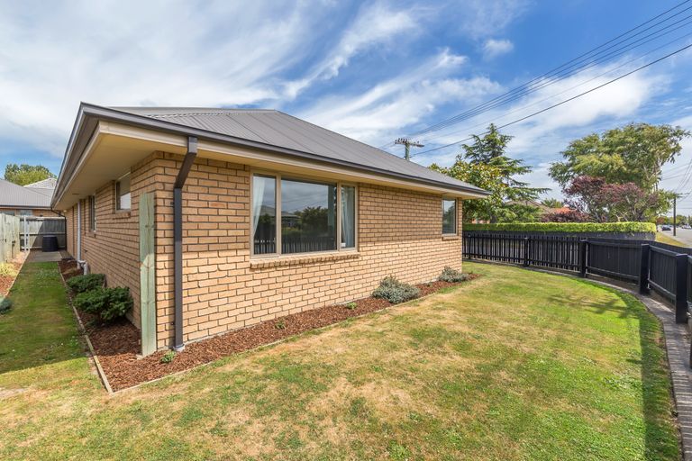 Photo of property in 24 Cooke Street, Somerfield, Christchurch, 8024