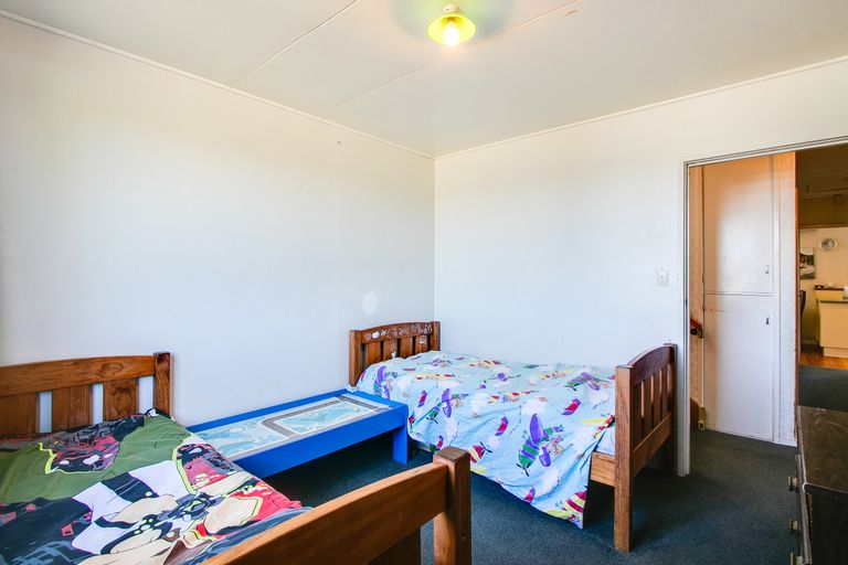 Photo of property in 68 Middle Road, Havelock North, 4130