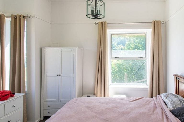 Photo of property in 159 Ravensbourne Road, Ravensbourne, Dunedin, 9022