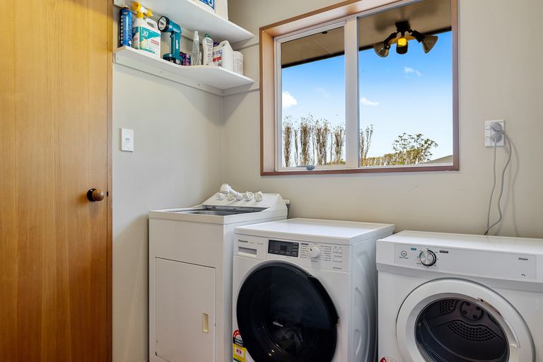 Photo of property in 2/236 Springston Rolleston Road, Rolleston, Christchurch, 7674