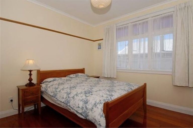 Photo of property in 16 Colway Street, Ngaio, Wellington, 6035