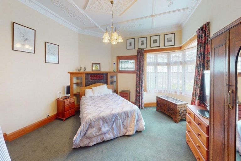 Photo of property in 16 Nikau Street, Takaro, Palmerston North, 4410