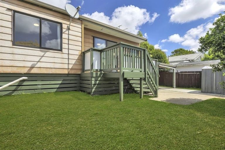 Photo of property in 15 View Road, Waiuku, 2123
