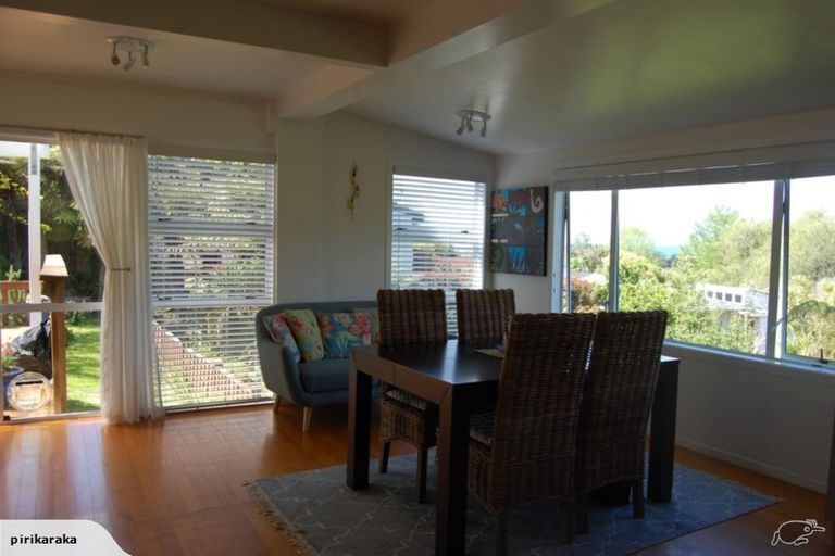 Photo of property in 29 Hebron Road, Waiake, Auckland, 0630