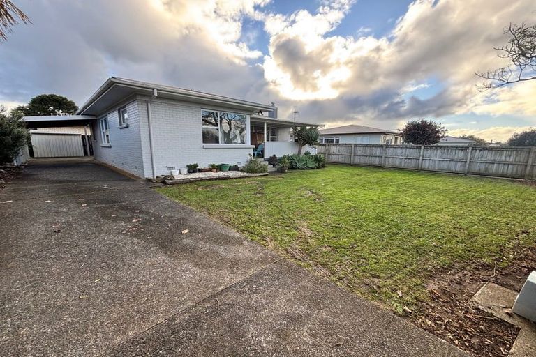 Photo of property in 267 Queen Street, Pukekohe, 2120