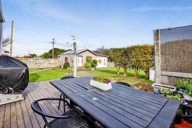 Photo of property in 1 Campbell Street, Hawera, 4610