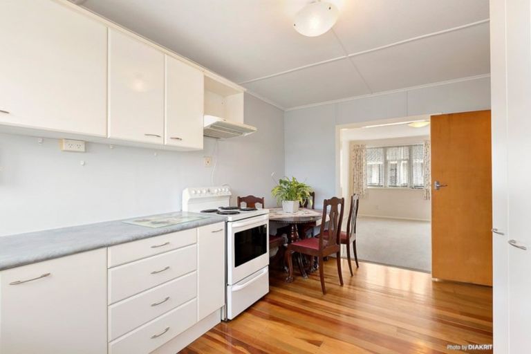 Photo of property in 35 Ebdentown Street, Ebdentown, Upper Hutt, 5018