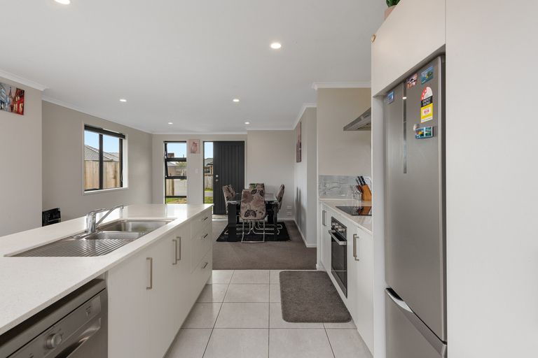 Photo of property in 7 Harakeke Way, Papamoa Beach, Te Puke, 3187