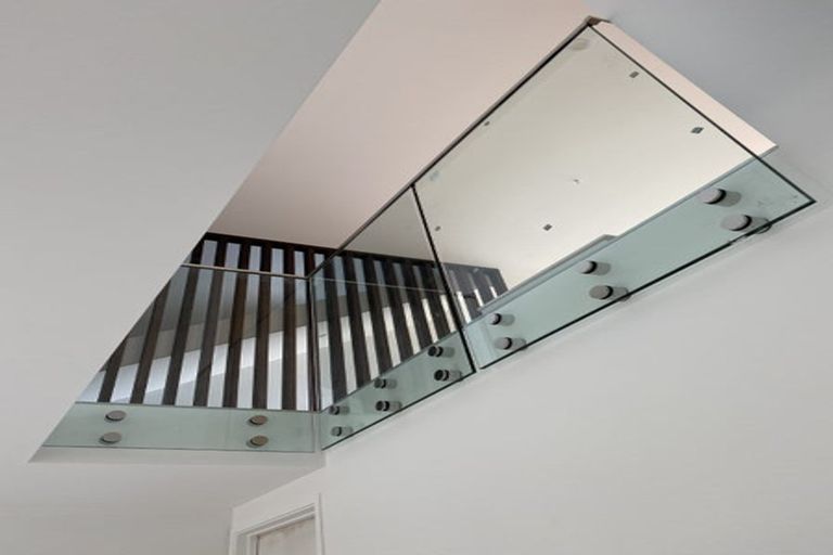 Photo of property in 35 Lewis Road, Pakuranga, Auckland, 2010