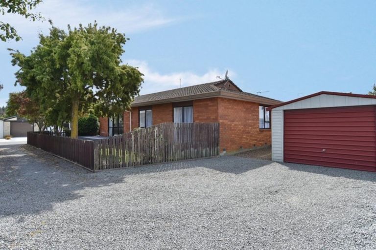 Photo of property in 1/126b Inwoods Close, Parklands, Christchurch, 8083