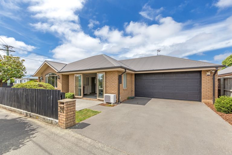 Photo of property in 24 Cooke Street, Somerfield, Christchurch, 8024