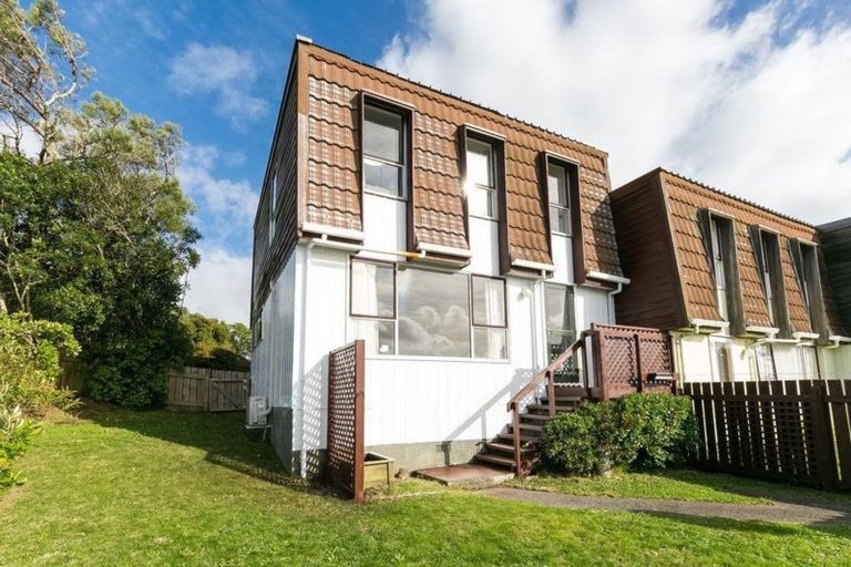 Photo of property in 64 Cunliffe Street, Churton Park, Wellington, 6037