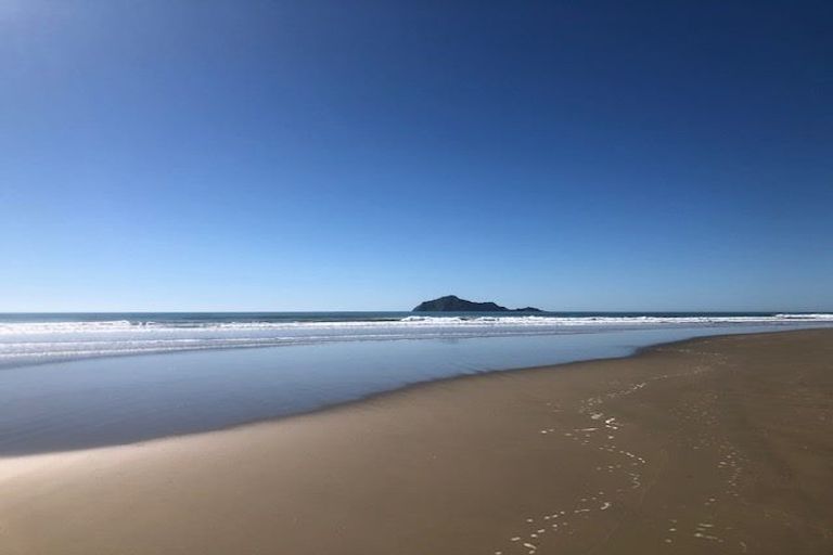 Photo of property in 65 Harper Road, Waimarama, Havelock North, 4294