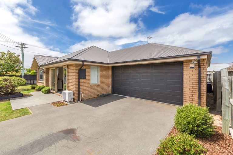 Photo of property in 24 Cooke Street, Somerfield, Christchurch, 8024