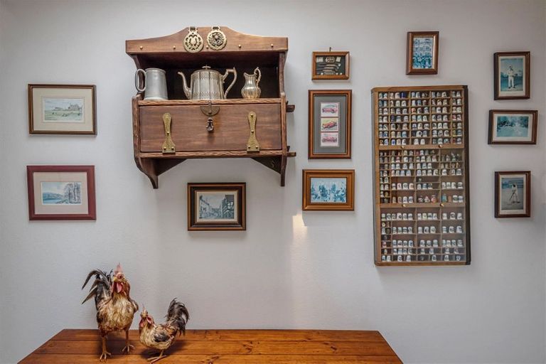 Photo of property in 90 Glencoe Road, Browns Bay, Auckland, 0630