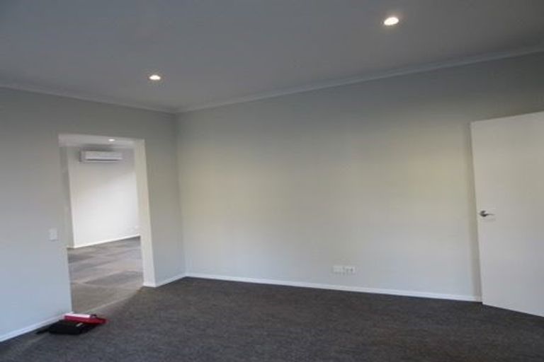 Photo of property in 36 Mackay Drive, Greenhithe, Auckland, 0632