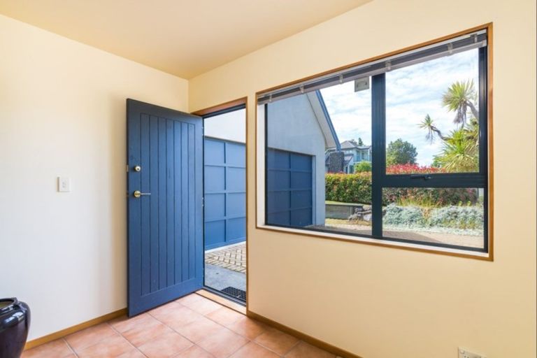 Photo of property in 25 Logan Avenue, Wharewaka, Taupo, 3330