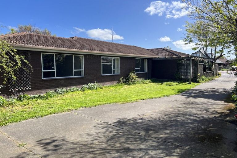 Photo of property in 130 Reynolds Avenue, Bishopdale, Christchurch, 8053