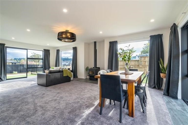 Photo of property in 15 Abbeyfield Close, Abbotsford, Dunedin, 9018