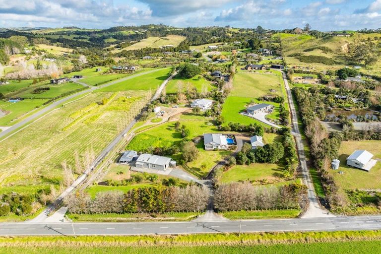 Photo of property in 171 Tara Road, Mangawhai, 0573