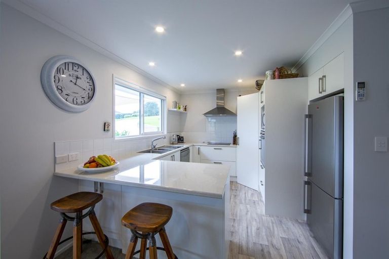 Photo of property in 38 Seascape Crescent, Waipu, 0582