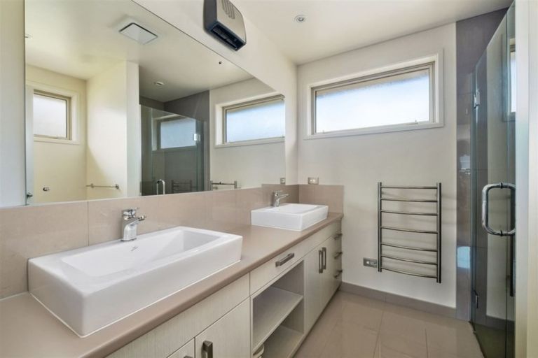 Photo of property in 9 Stonebrook Drive, Wanaka, 9305