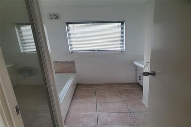 Photo of property in 98 Stredwick Drive, Torbay, Auckland, 0630