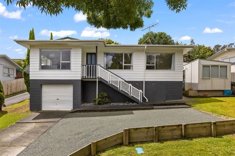 Photo of property in 16 William Hadlow Place, Hatfields Beach, Orewa, 0931