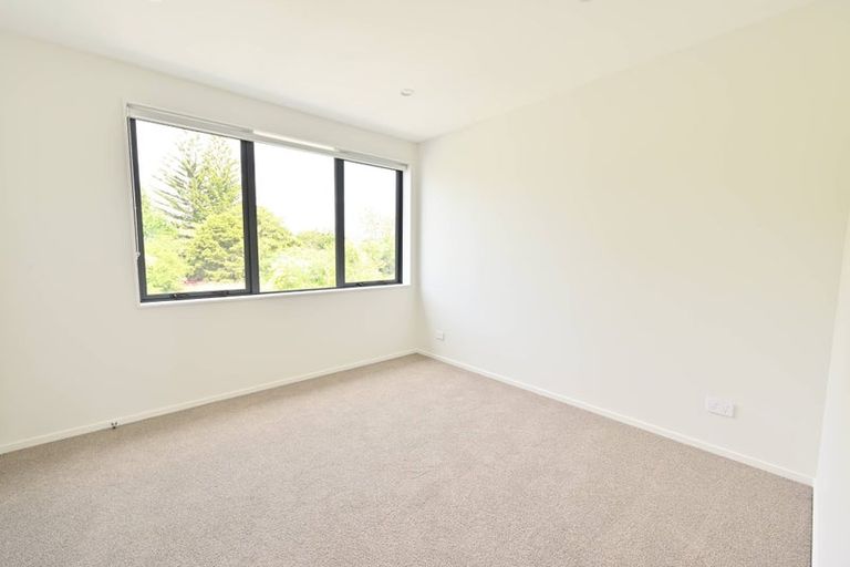 Photo of property in 5 Ngakoro Road, Karaka, Papakura, 2113