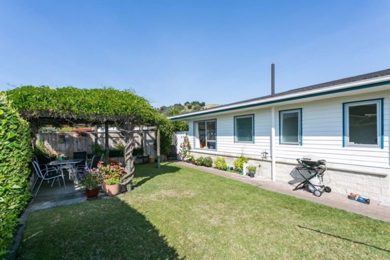 Photo of property in 3 D'arcy Place, Taradale, Napier, 4112