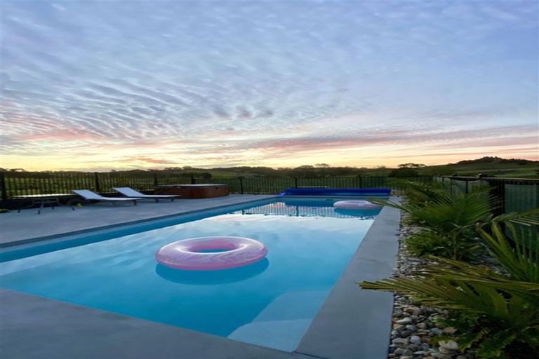 Photo of property in 49 Grayson Road, Wainui, Silverdale, 0992