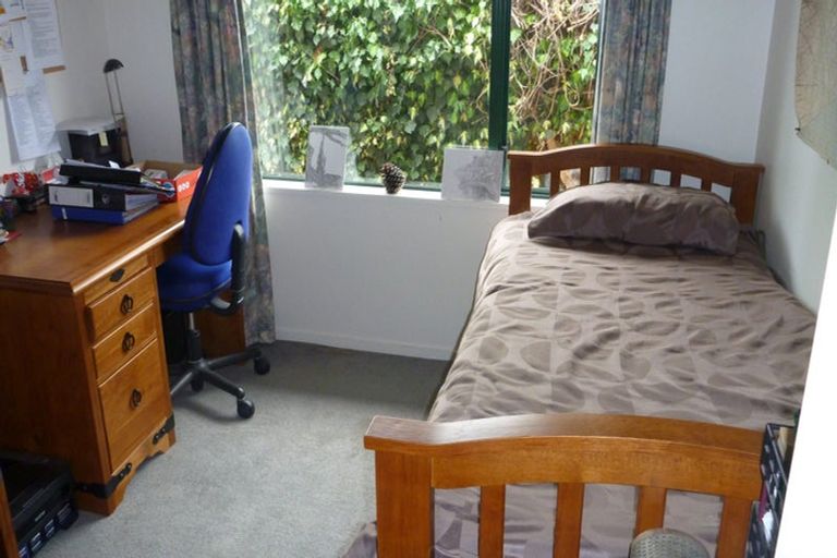 Photo of property in 36 Castletown Place, New Brighton, Christchurch, 8083